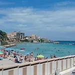 Relax Гостевой дом 3*